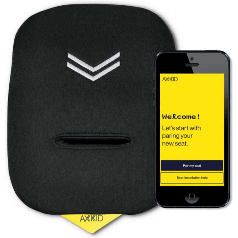 AXKID Connect äpist jälgitav turvatooli padi