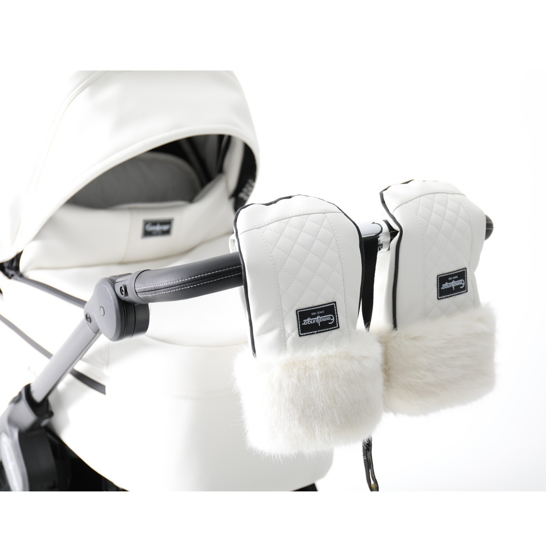 Emmaljunga vankrikindad White Leatherette